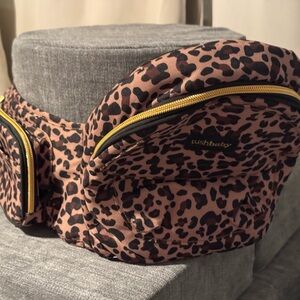 Tushbaby Leopard Print Waist Bag with snug attachment